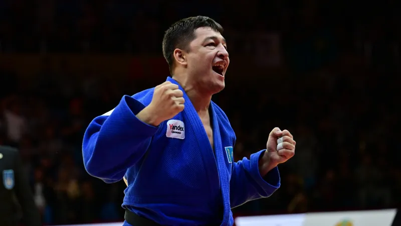 Казахстанец Байкамуров пополнил золотой счет сборной на Grand Slam, фото - Новости Zakon.kz от 10.05.2026 18:39
