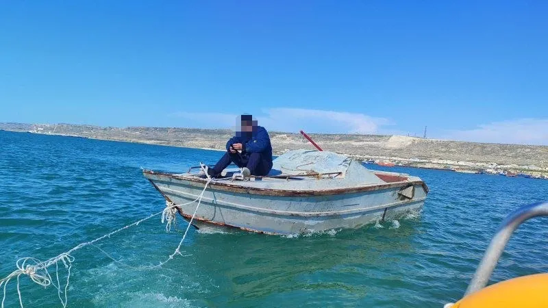 мужчина на лодке