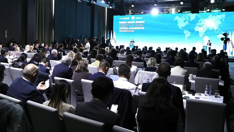 Визит мировых экономистов и экспертов