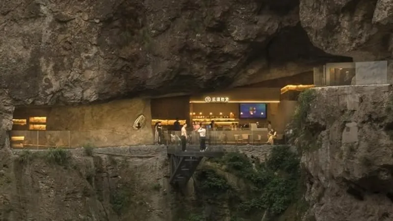 Древние вулканические пещеры в Китае, фото - Новости Zakon.kz от 19.05.2026 08:38