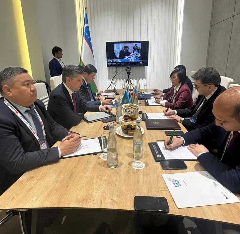 форум в Ташкенте, фото - Новости Zakon.kz от 19.05.2026 12:00