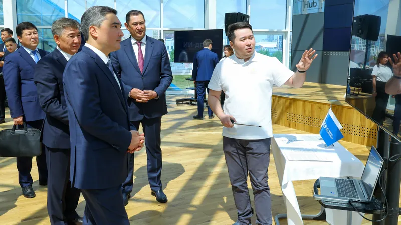 Бектенов в НУ, фото - Новости Zakon.kz от 21.05.2026 15:48