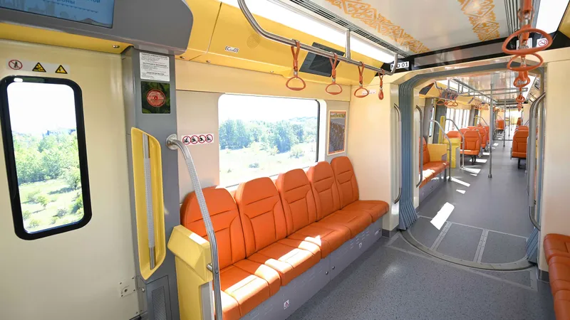 Астанинский легкорельсовый транспорт, ЛРТ, LRT, железнодорожный общественный транспорт, станция ЛРТ, станции ЛРТ, станция LRT, станции LRT, проект ЛРТ, проект LRT, вагон ЛРТ, вагоны ЛРТ, вагон LRT, вагоны LRT, Астана, ЛРТ в Астане, фото - Новости Zakon.kz от 30.07.2026 15:20