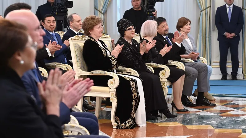 награждение работников культуры и искусства, фото - Новости Zakon.kz от 21.05.2026 14:26