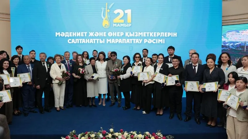 вручение ключей от квартир, фото - Новости Zakon.kz от 22.05.2026 19:26