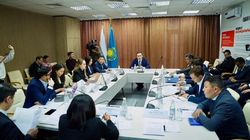 обсуждение привлечения специалистов в Казахстан, фото - Новости Zakon.kz от 22.05.2026 15:57