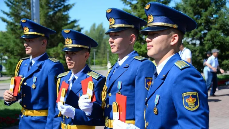 военные