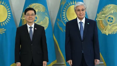  Джон Ли, Токаев