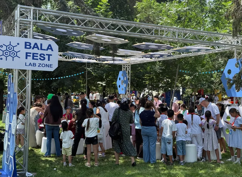Дети на БАЛАFEST 2026, фото - Новости Zakon.kz от 01.06.2026 15:02