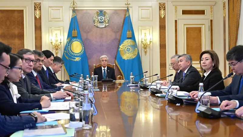 Токаев заслушал отчет Нацбанка