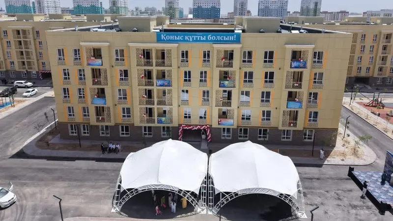 В Туркестане 512 семей получили новое жилье, фото - Новости Zakon.kz от 04.06.2026 16:02