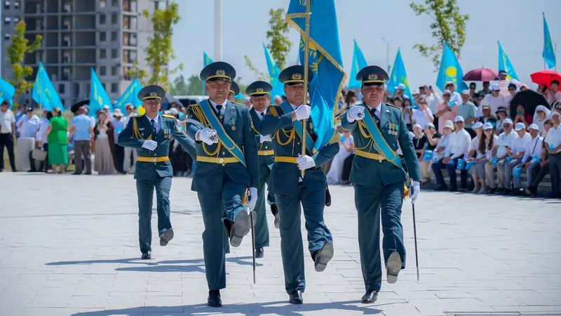 Церемония поднятия флага, фото - Новости Zakon.kz от 04.06.2026 16:30