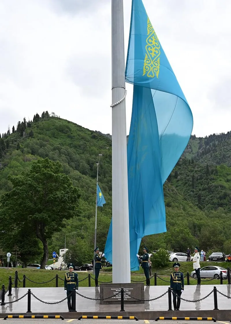 Поднятие флага, фото - Новости Zakon.kz от 04.06.2026 14:59