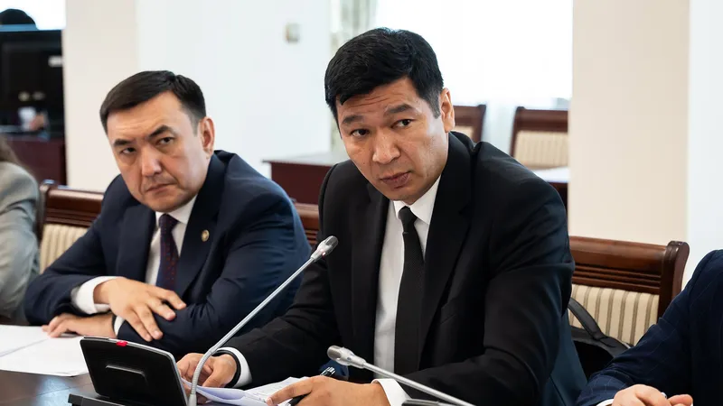 чиновники, заседание, фото - Новости Zakon.kz от 08.06.2026 17:50