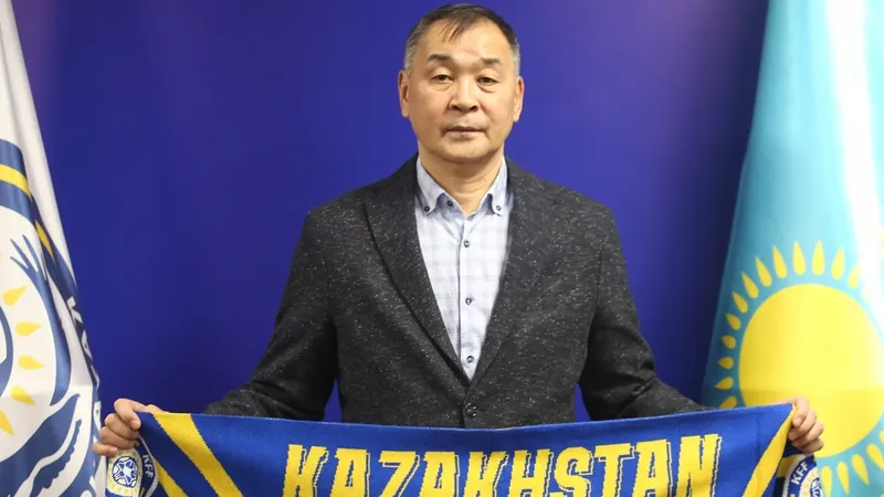 тренер сборной Казахстана по футболу