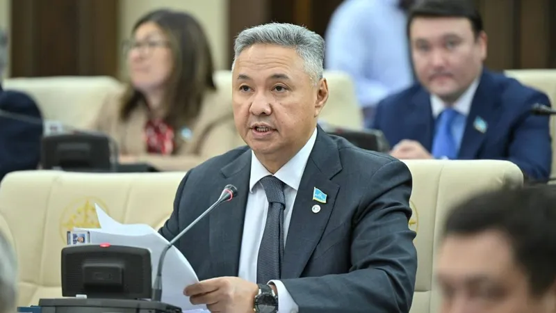 Азат Перуашев