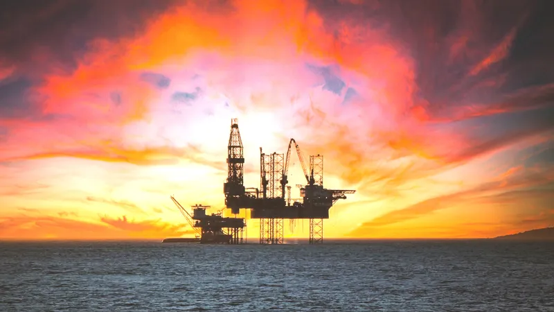 море и нефть, фото - Новости Zakon.kz от 15.06.2026 11:41