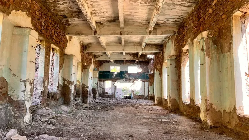 Поселок Байжансай, Туркестанская область, заброшенный поселок, шахтерский поселок, фото - Новости Zakon.kz от 19.06.2026 10:33