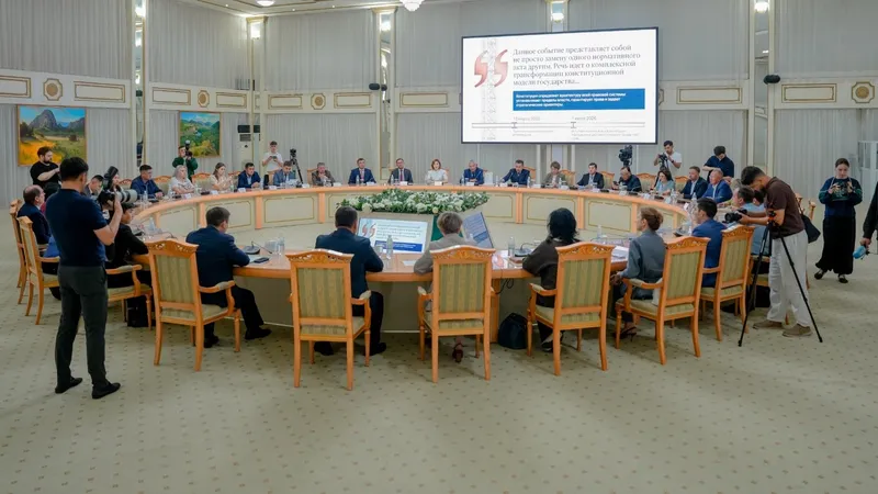Реализация Конституции , фото - Новости Zakon.kz от 30.06.2026 16:18