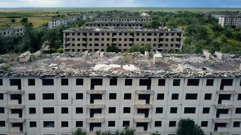 Поселок Заозерное, заброшенный поселок, поселок-призрак