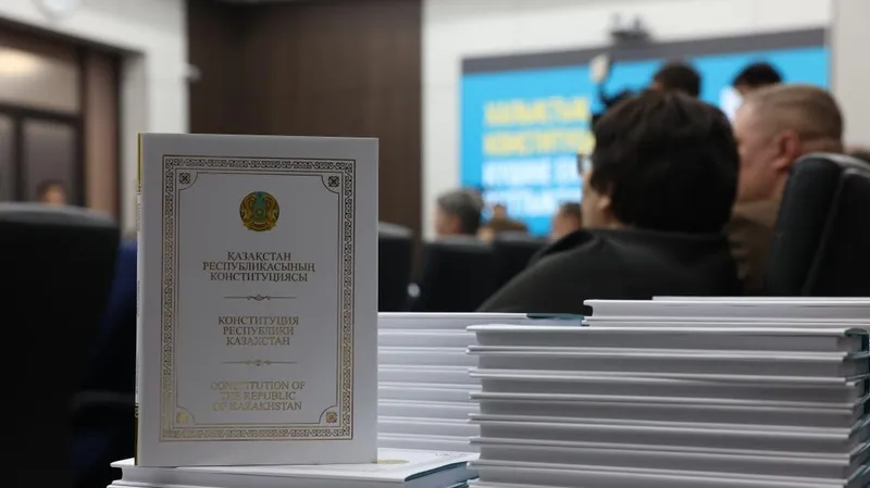 Заседание под председательством акима области Марата Султангазиева