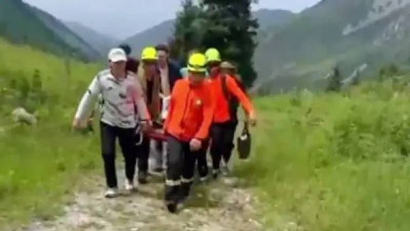 эвакуация пострадавшей