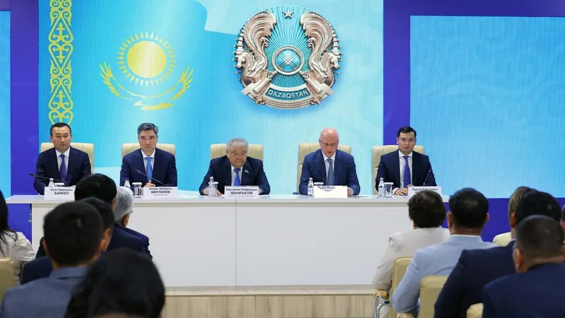премьер-министр РК Олжас Бектенов, фото - Новости Zakon.kz от 17.07.2026 14:33