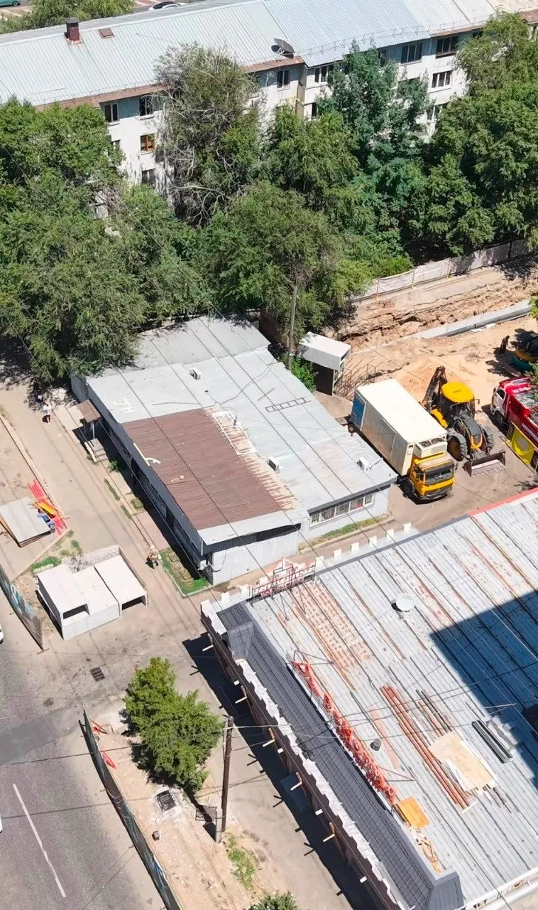 Алматы, незаконная пристройка, снос, фото - Новости Zakon.kz от 17.07.2026 17:00