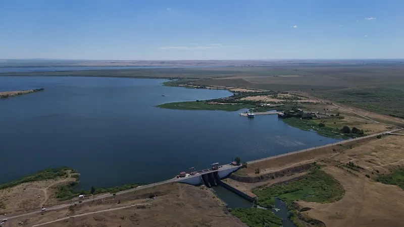 водохранилище