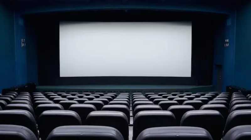 Крупнейшее слияние Голливуда под угрозой: почему суд остановил слияние Paramount и Warner Bros. Discovery