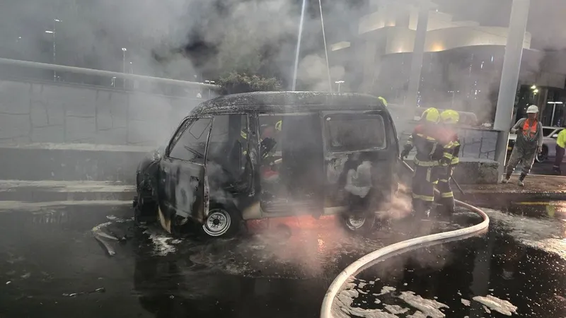 автомобиль сгорел в Алматы