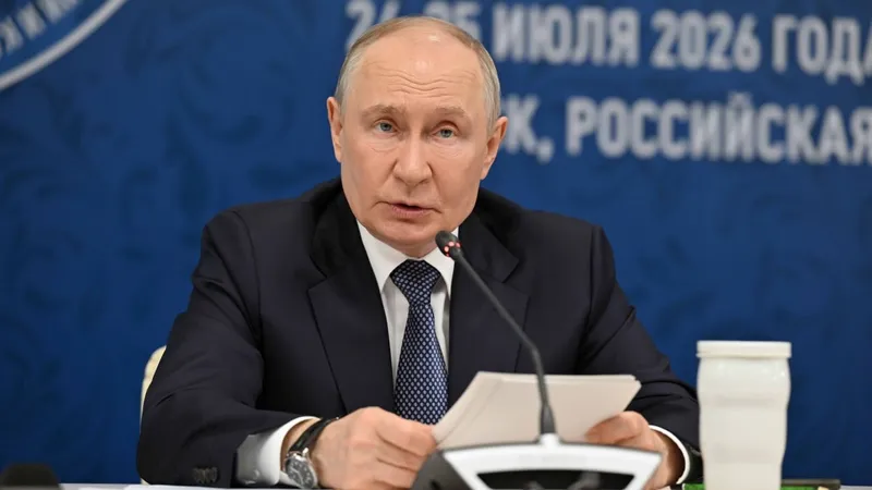 Путин отметил вклад регионов в развитие партнерства России и Казахстана