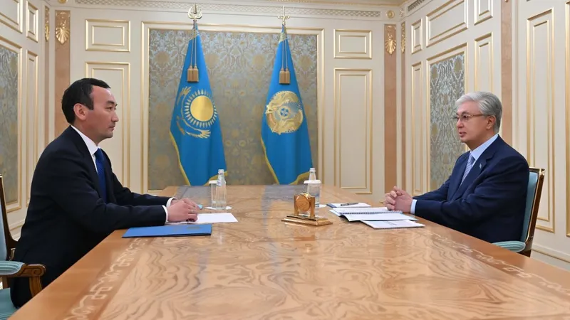 Есет Байкен, Токаев, фото - Новости Zakon.kz от 27.07.2026 14:30