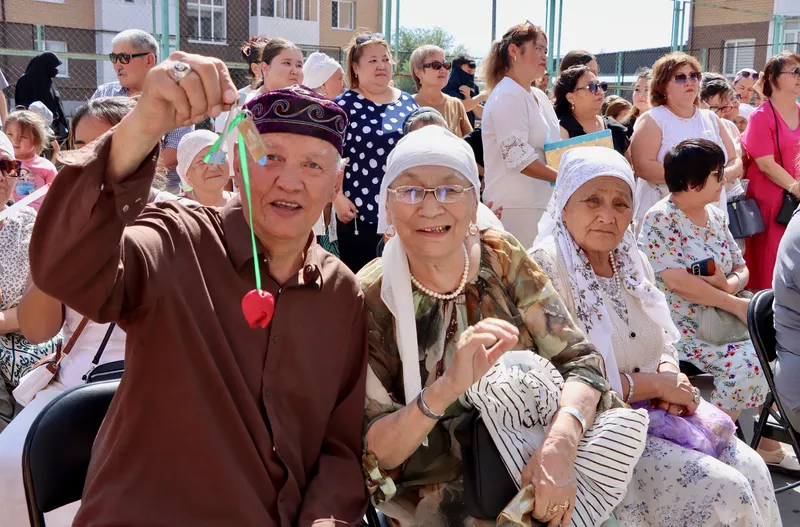 вручение ключей от квартир, фото - Новости Zakon.kz от 30.07.2026 18:44