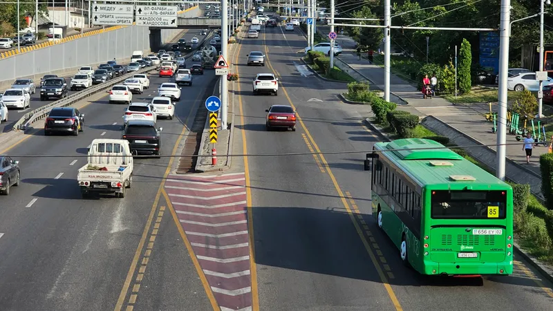 Скоростные автобусные линии, автобусная полоса, BRT, БРТ, автобус, автобусы, общественный транспорт, машина, машины, автомобиль, фото - Новости Zakon.kz от 28.09.2026 17:29