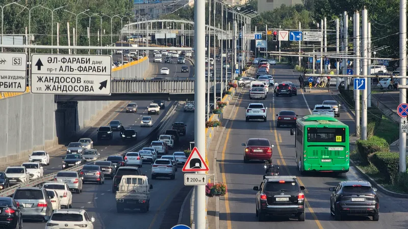 Скоростные автобусные линии, автобусная полоса, BRT, БРТ, автобус, автобусы, общественный транспорт, машина, машины, автомобиль, фото - Новости Zakon.kz от 18.08.2026 16:01