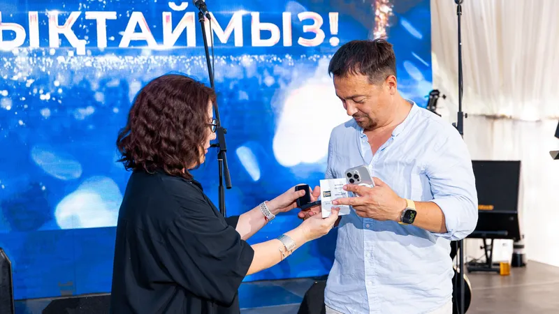 Сотрудники , фото - Новости Zakon.kz от 13.08.2026 15:20