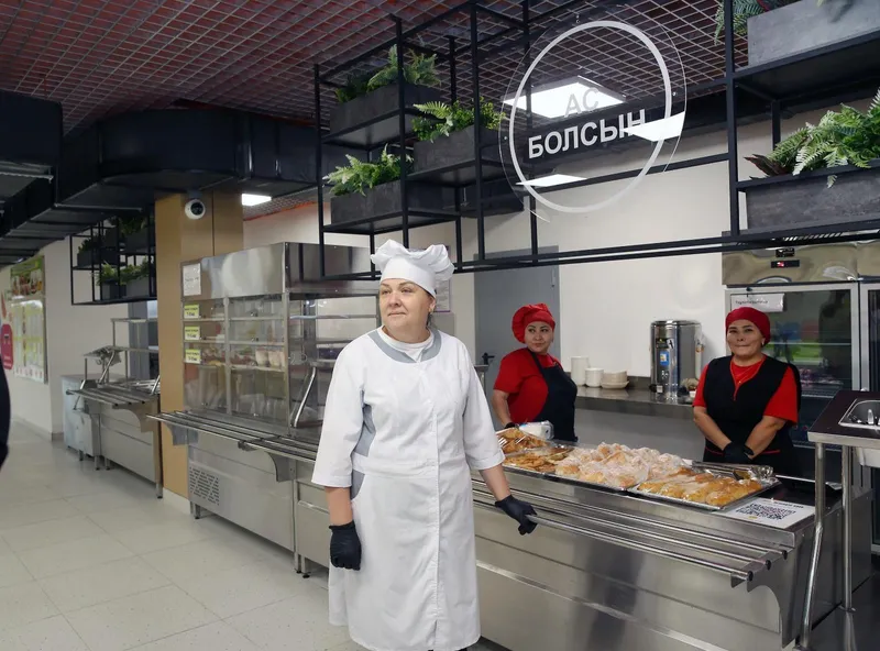 столовая в школе, фото - Новости Zakon.kz от 18.08.2026 13:13