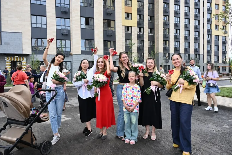 вручение квартир в Алматы, фото - Новости Zakon.kz от 20.08.2026 13:01