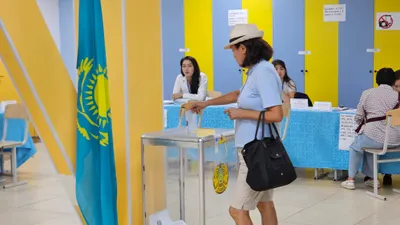 Референдум, выборы, избирательный бюллетень, бюллетень, бюллетени, избирательная урна