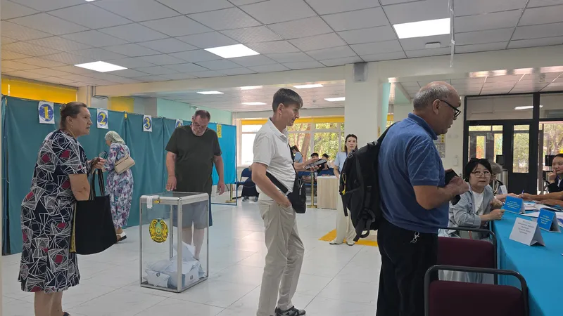 выборы депутатов в Курултай, Алматы, место голосование в школе 127, фото - Новости Zakon.kz от 23.08.2026 16:12