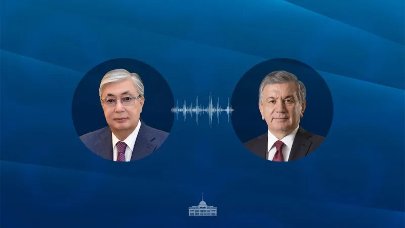 президент РК Касым-Жомарт Токаев, президент Узбекистана Шавкат Мирзиёев, фото - Новости Zakon.kz от 24.08.2026 12:15