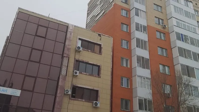 Здание, дом