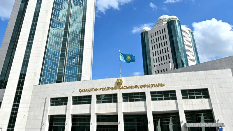 Здание Курултая, Курултай РК