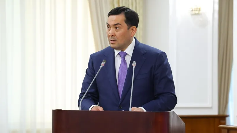 Ерлан Аккенженов, министр