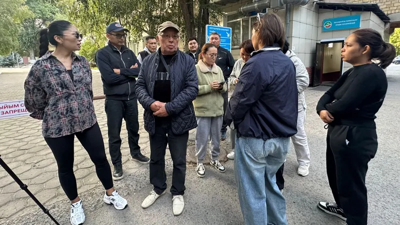 Родственники пострадавших от тока, Карагандинская область, электрический ток, фото - Новости Zakon.kz от 04.09.2026 16:39