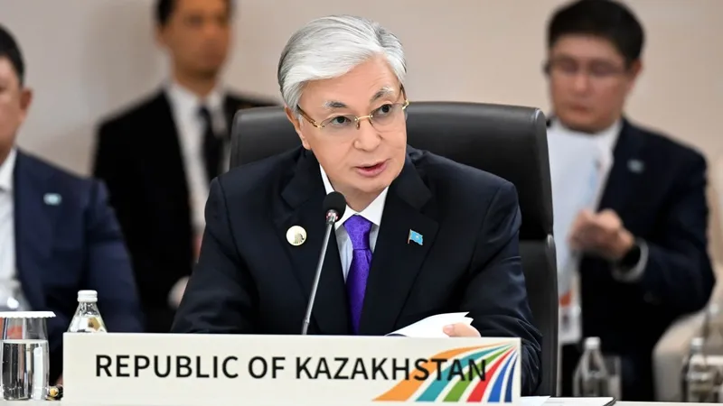 Токаев, президент РК, фото - Новости Zakon.kz от 16.09.2026 14:25
