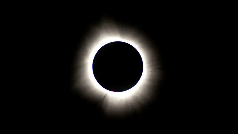 Солнце, затмение, фото - Новости Zakon.kz от 17.09.2026 03:59