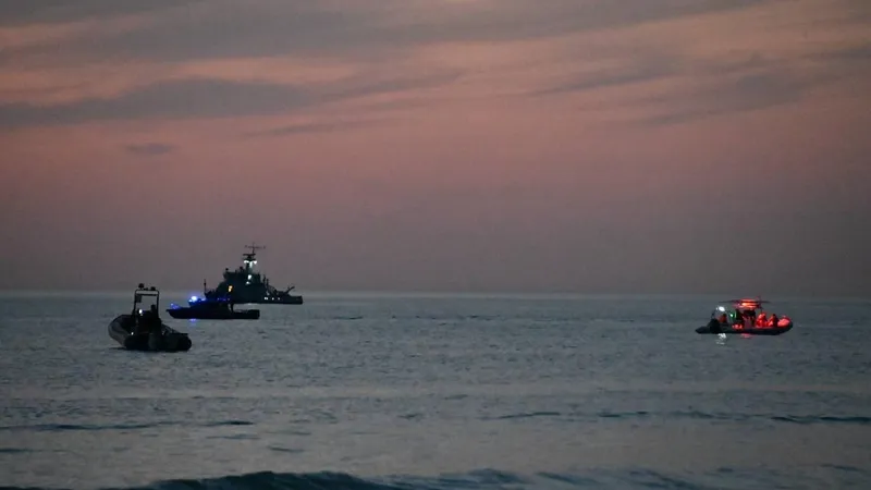 Каспийское море, судно, поиски