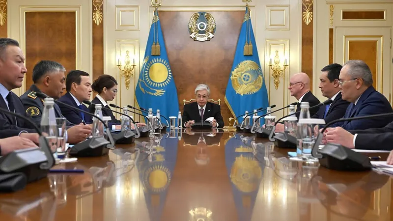 Токаев, заседание, комиссия, фото - Новости Zakon.kz от 05.10.2026 17:17